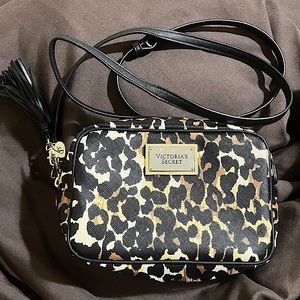 VICTORIA'S SECRET cheetah print bag